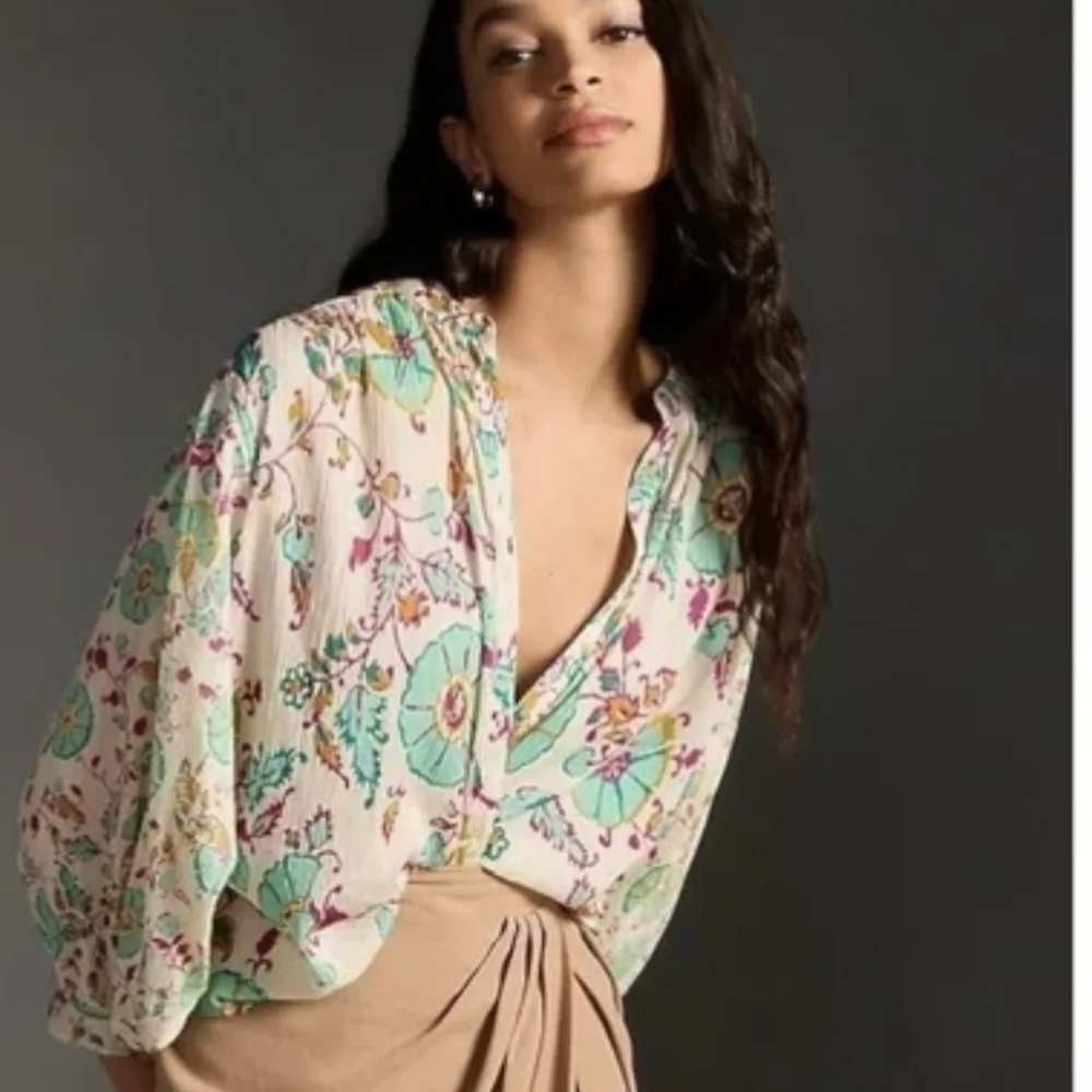Pilcro Anthropologie Sidney Batwing Blouse Floral Womens XXS Cream Blue Pink
